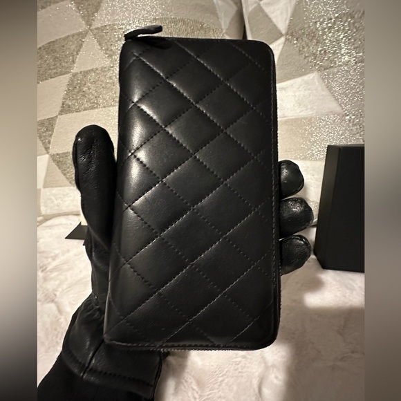 AUTH CHANEL Matelasse Lamb Skin Wallet Coco Mark purse Black - Picture 5 of 17